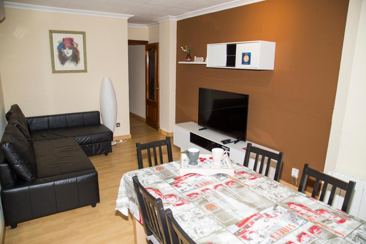 Apartamento Reus 1 - Parking Gratuito Экстерьер фото