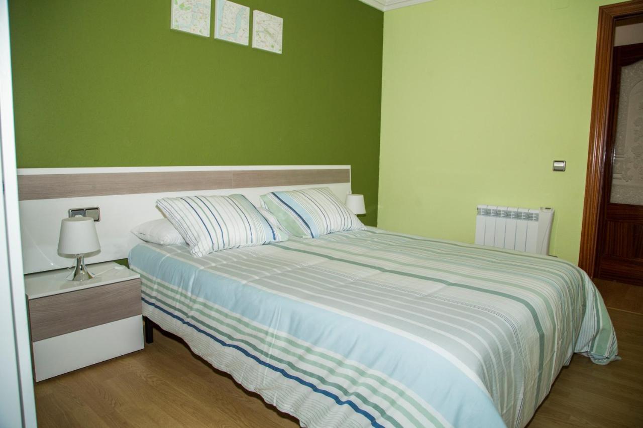 Apartamento Reus 1 - Parking Gratuito Экстерьер фото