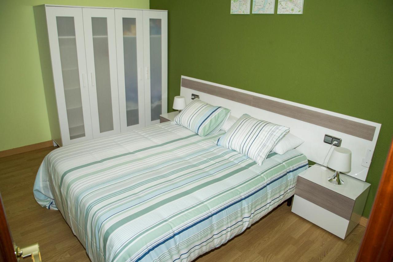 Apartamento Reus 1 - Parking Gratuito Экстерьер фото