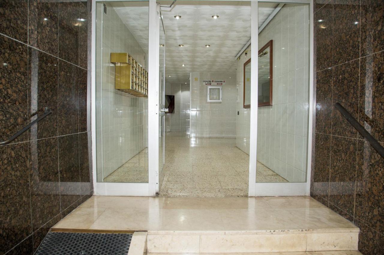 Apartamento Reus 1 - Parking Gratuito Экстерьер фото
